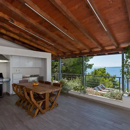 Daire Matko's Oasis A2 By Interhome
